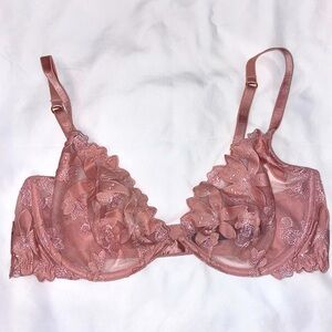 Victoria’s Secret Unlined Bra 🍓